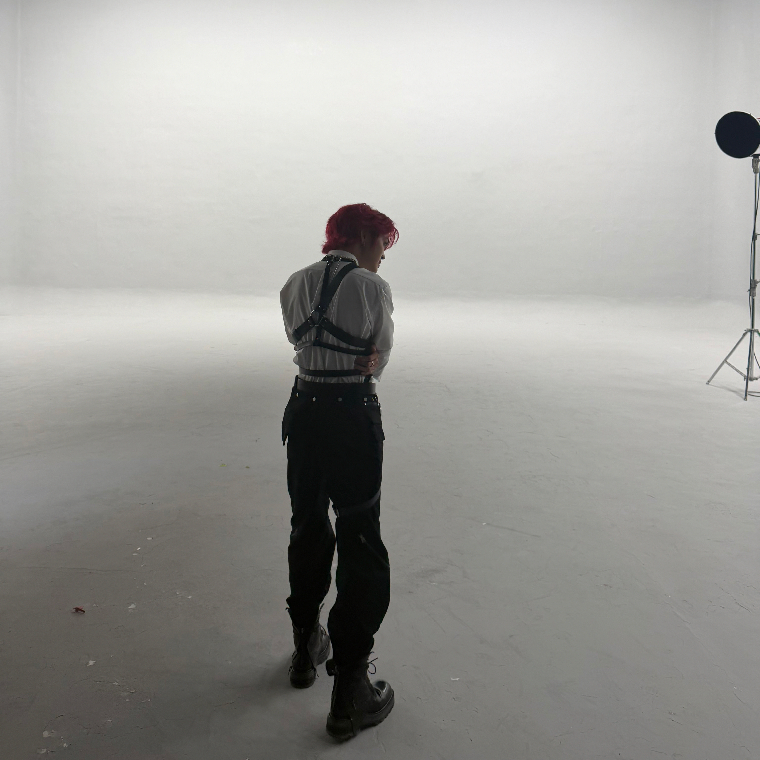 Behind-the-scenes cut of THI-O (NexT1DE)