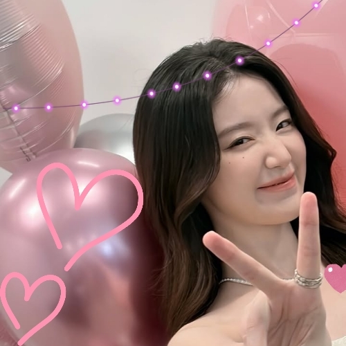 Recent activity shot of Shuhua (i-dle)