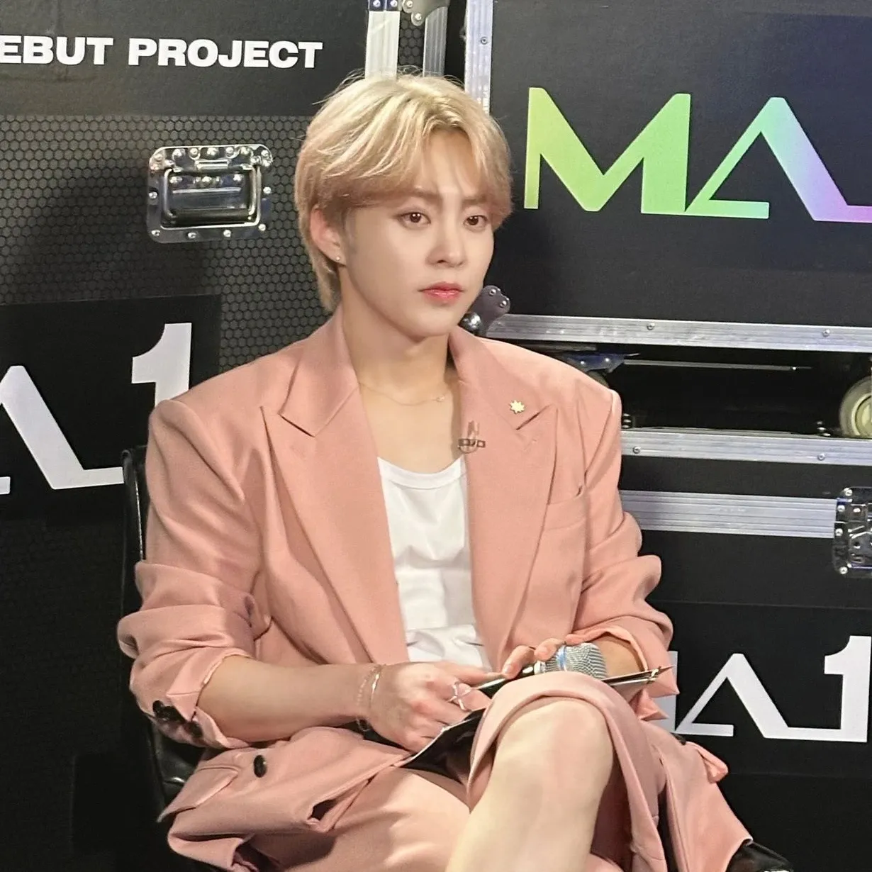 A moment captured by Xiumin (EXO)'s fan