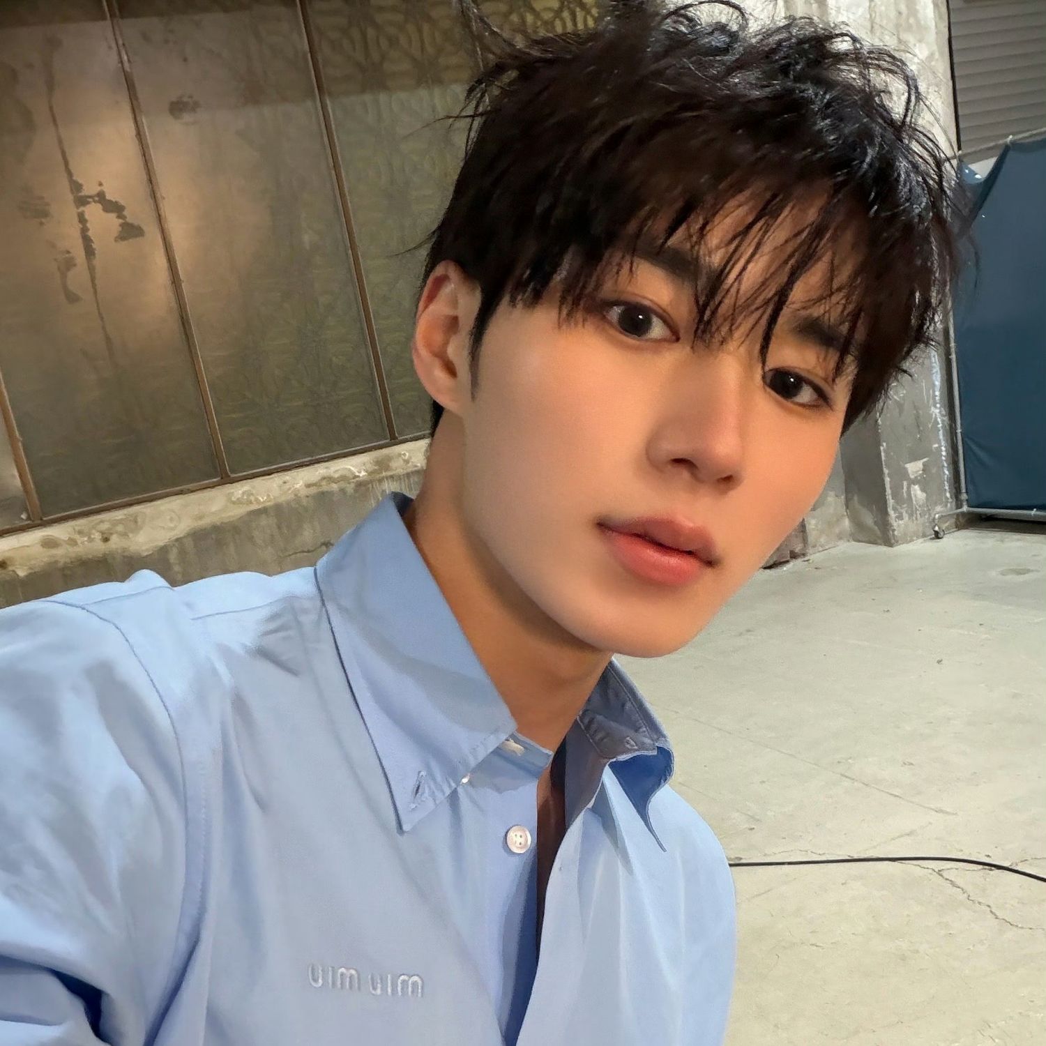 Behind-the-scenes cut of Kim Junseo (ALPHA DRIVE ONE)