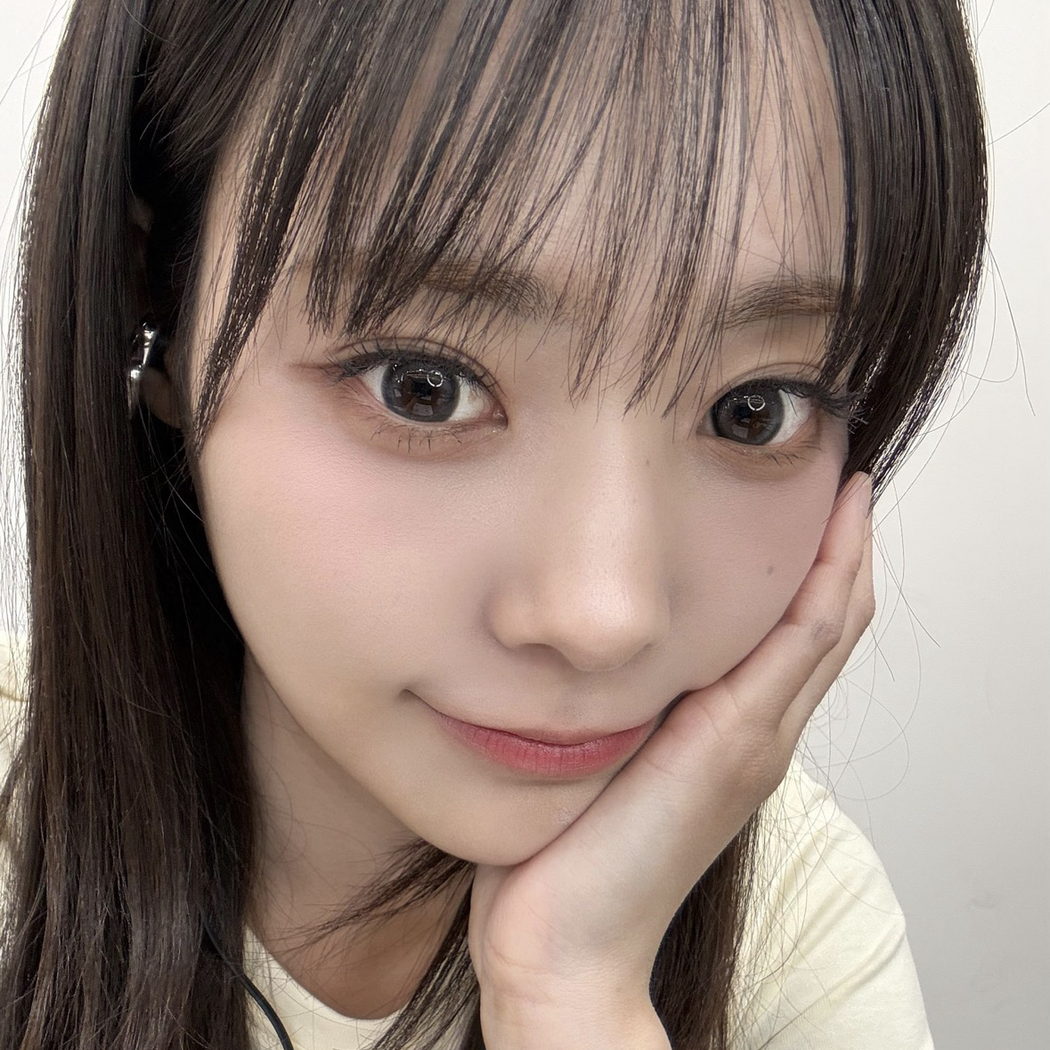 Latest photo of Siyeon (QWER)