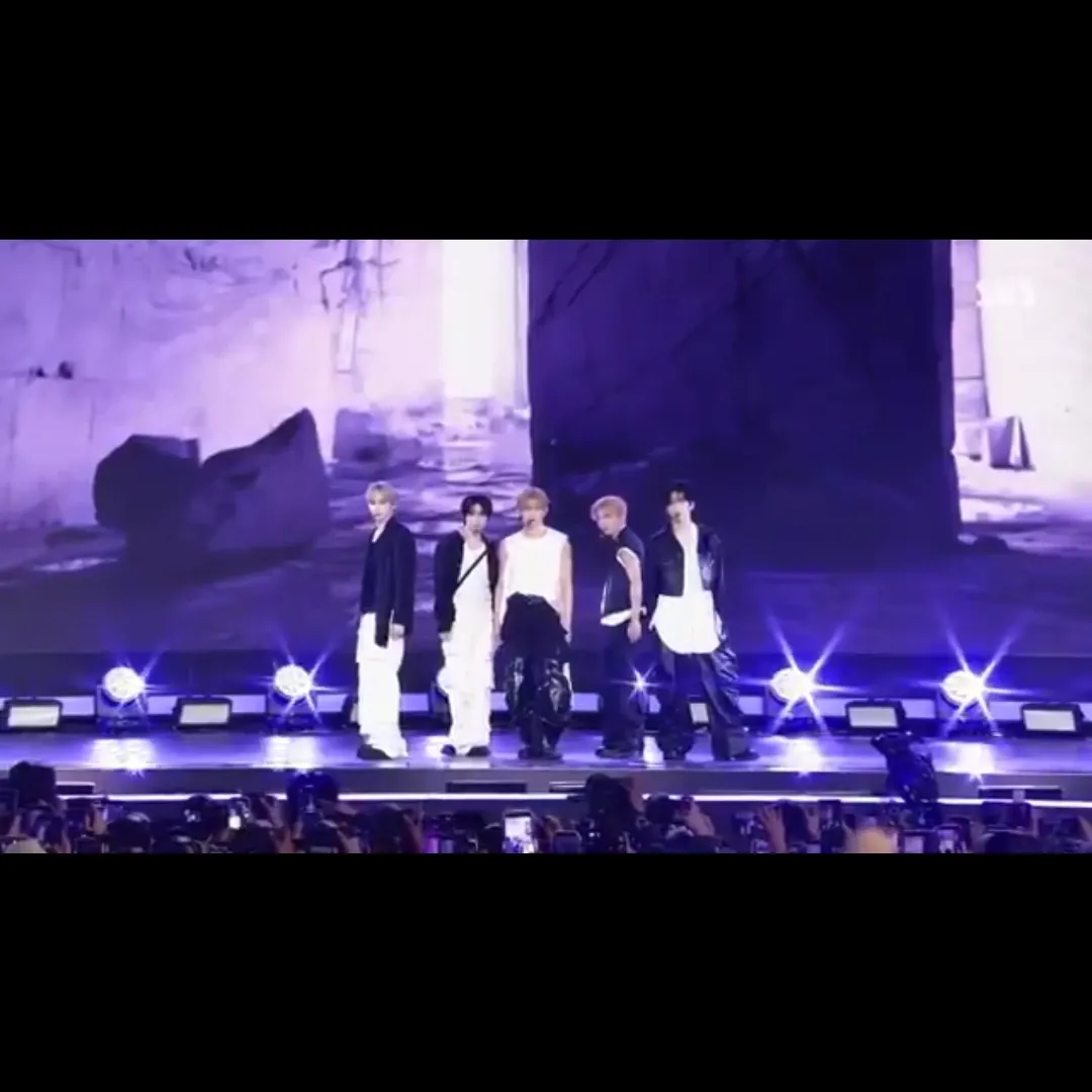 Behind-the-scenes cut of HueningKai (TOMORROW X TOGETHER)