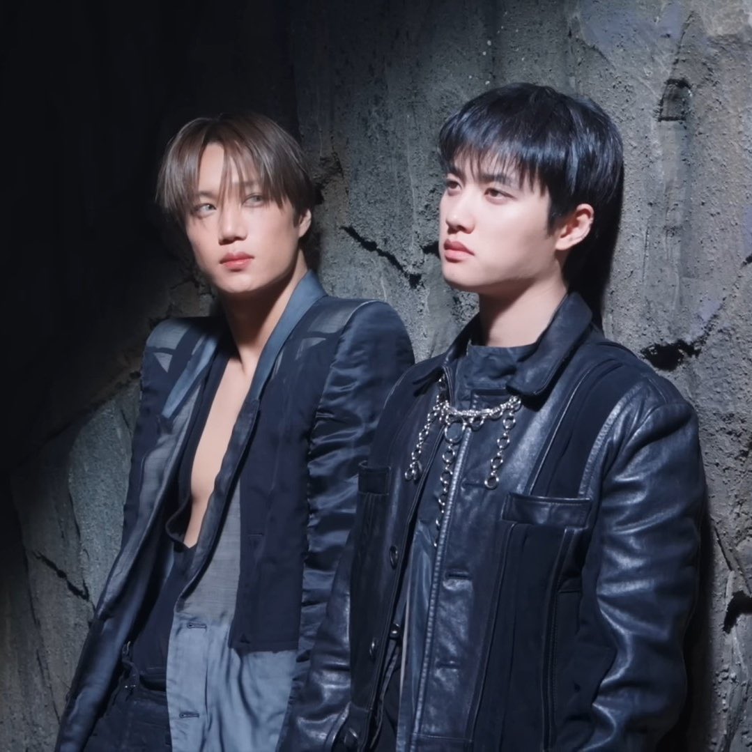 Foto aktivitas terbaru D.O. (EXO)