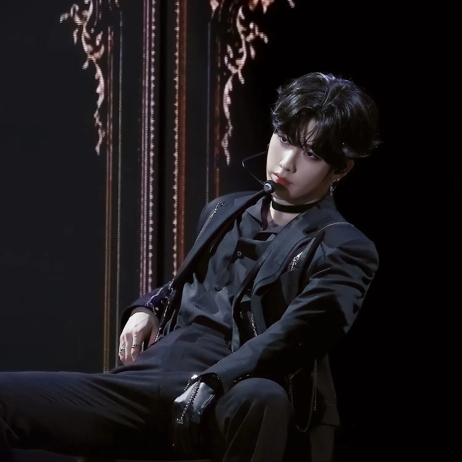 Behind-the-scenes cut of Ricky