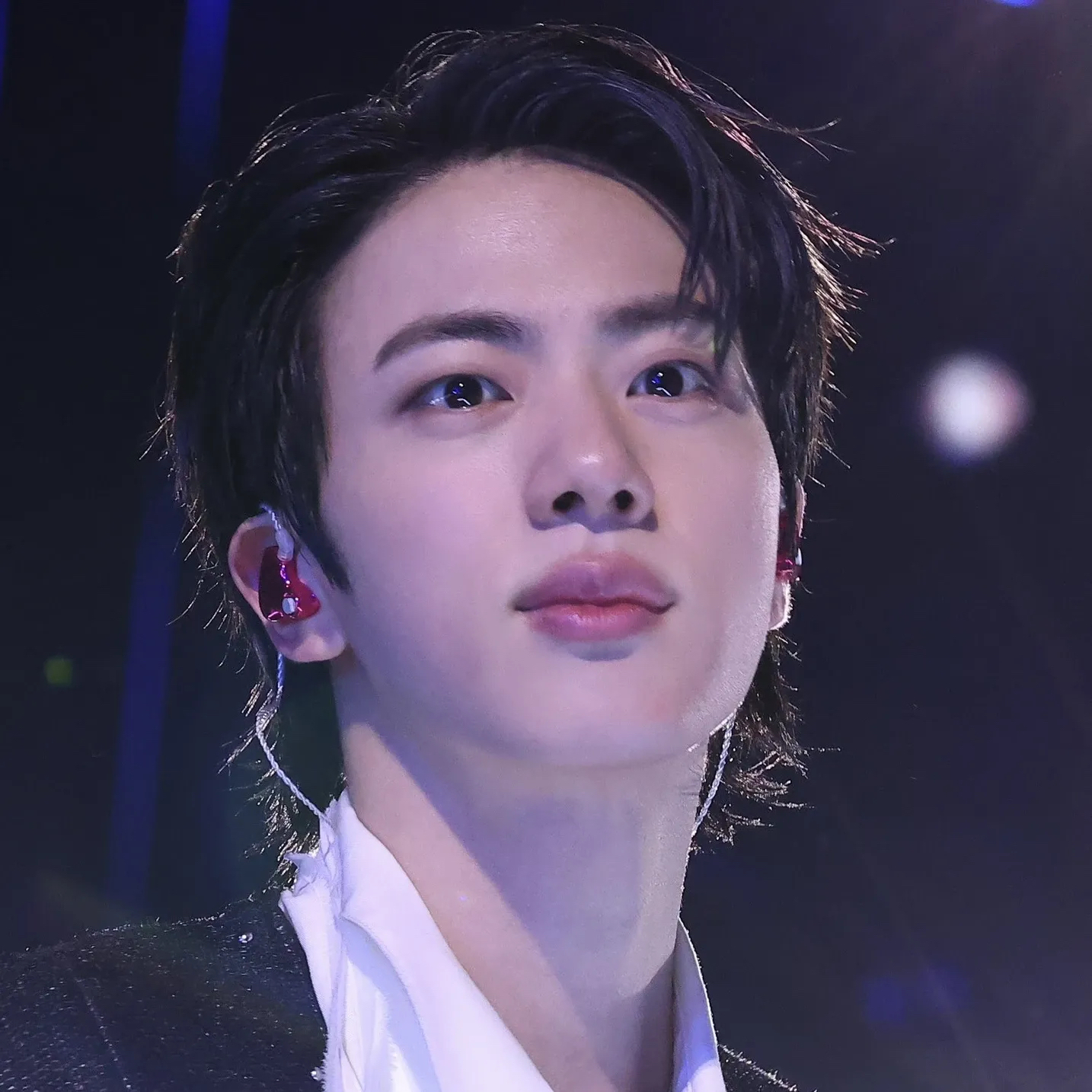 Behind-the-scenes cut of Jin (BTS)