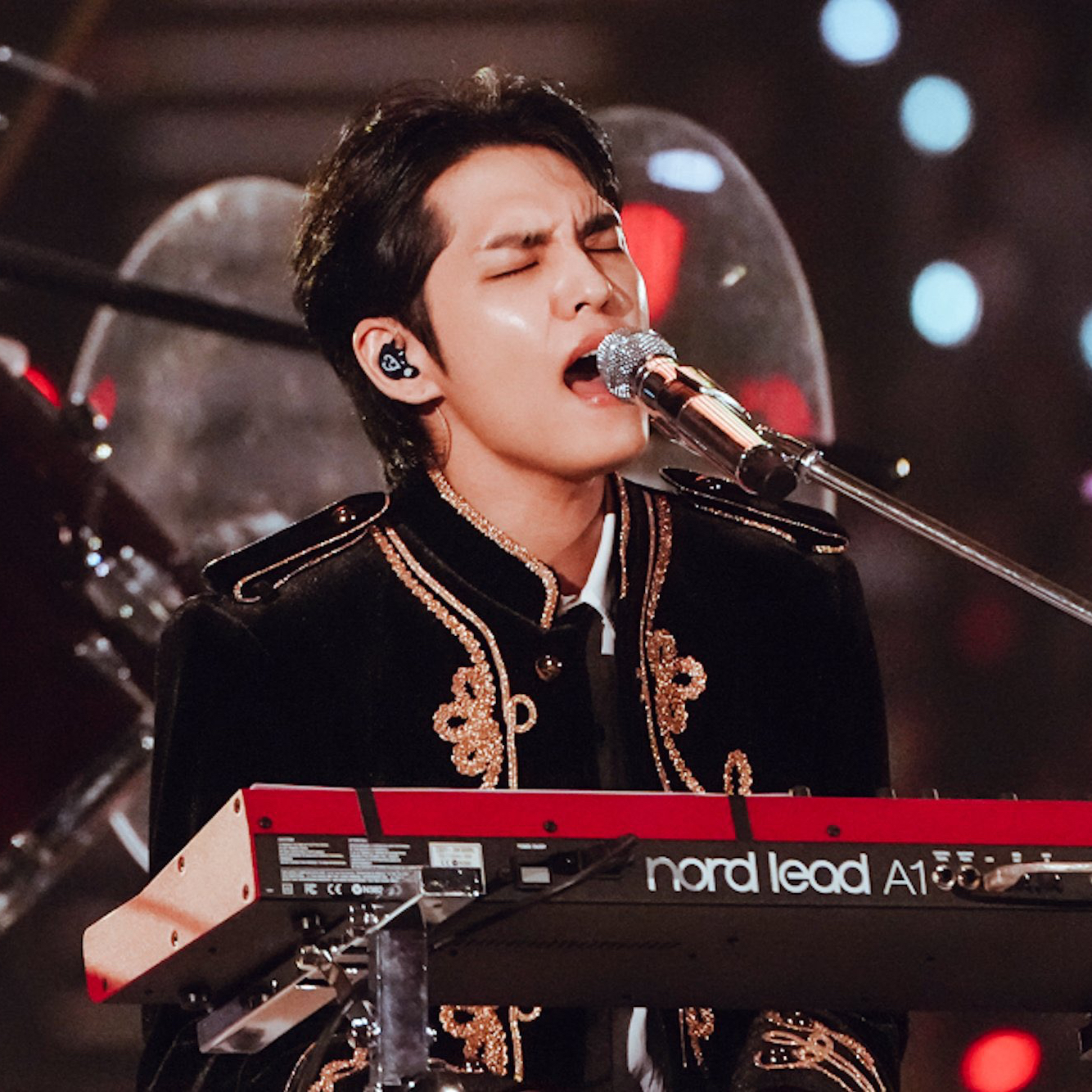 원필 (DAY6) 최근 활동샷