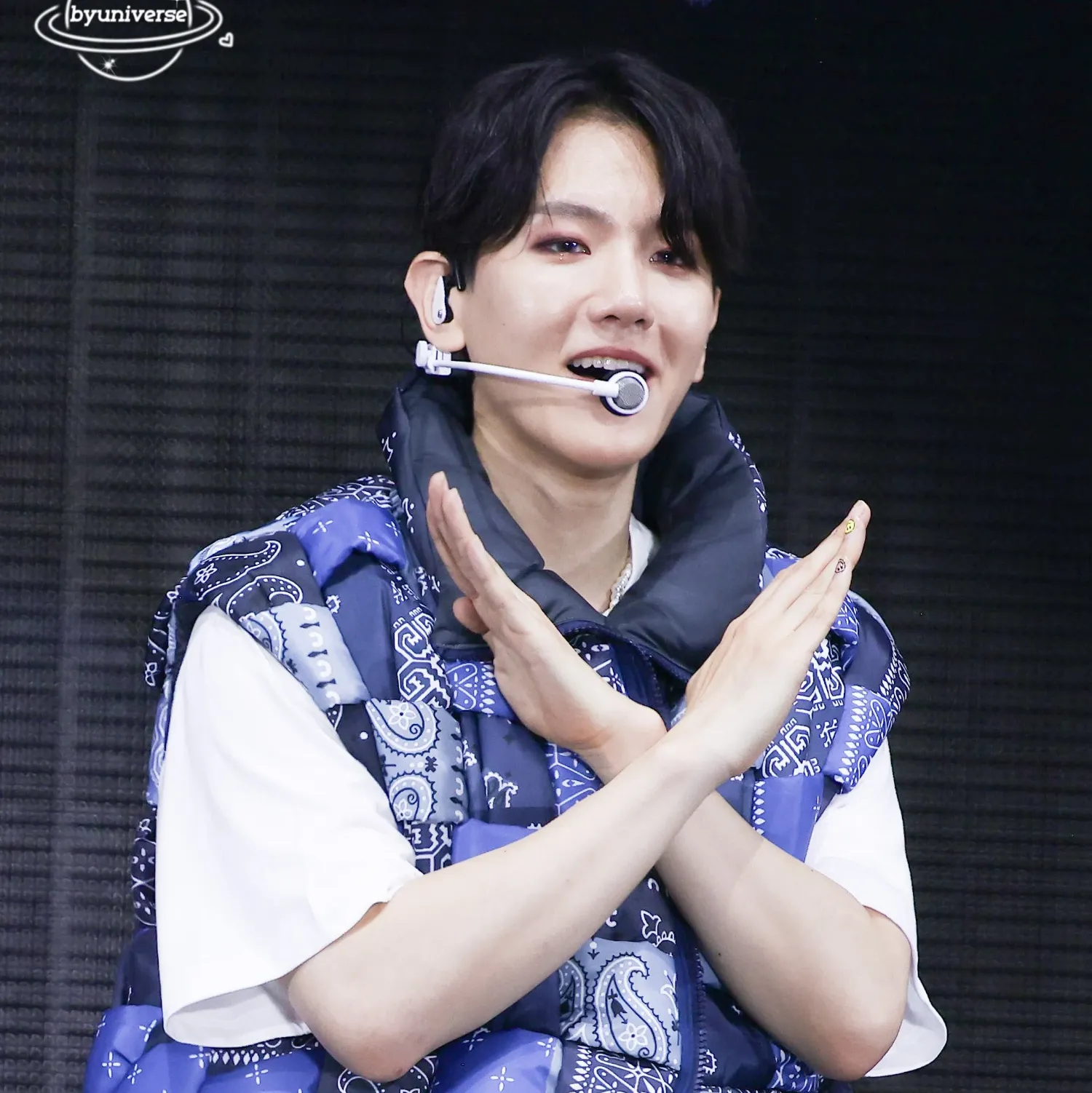 伯賢 (EXO)粉絲拍下的瞬間