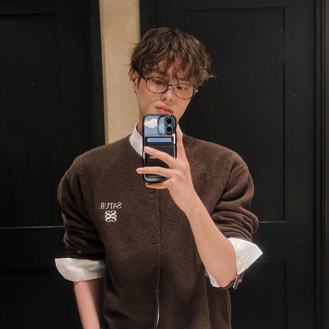 Latest photo of Lee Daehwi (AB6IX)