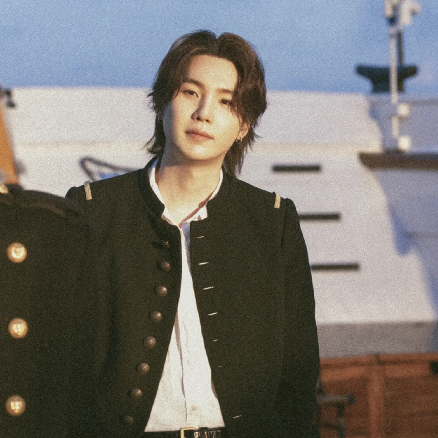 Foto aktivitas terbaru SUGA (BTS)