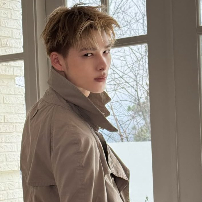 Foto terbaru NI-KI (ENHYPEN)