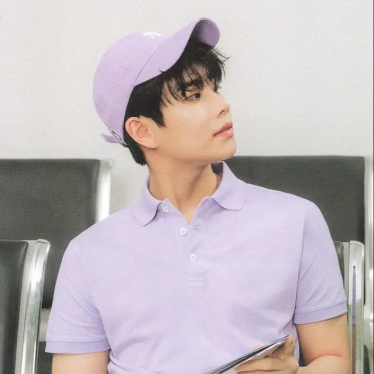 A moment captured by MJ (ASTRO)'s fan