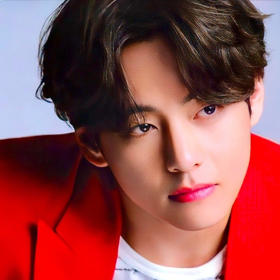 A moment captured by V (BTS)'s fan