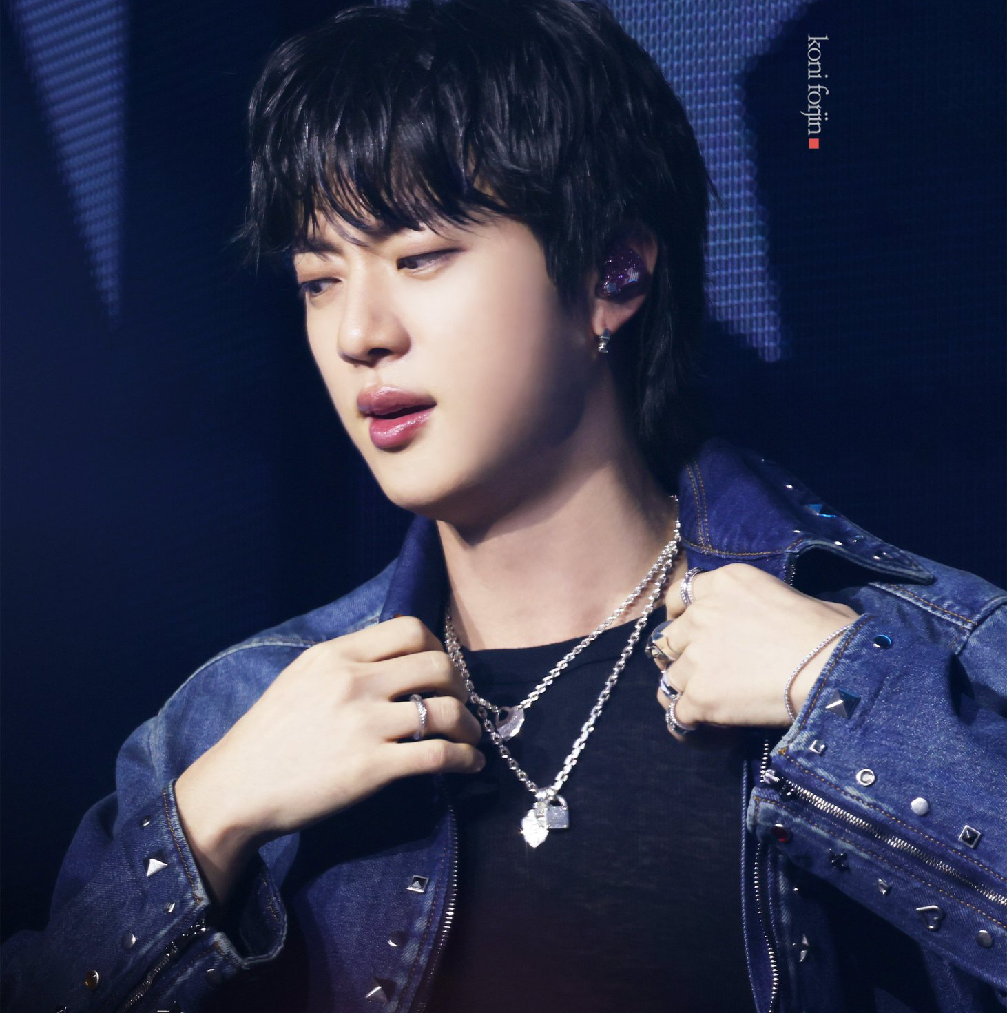 진 (방탄소년단)의 비하인드 컷