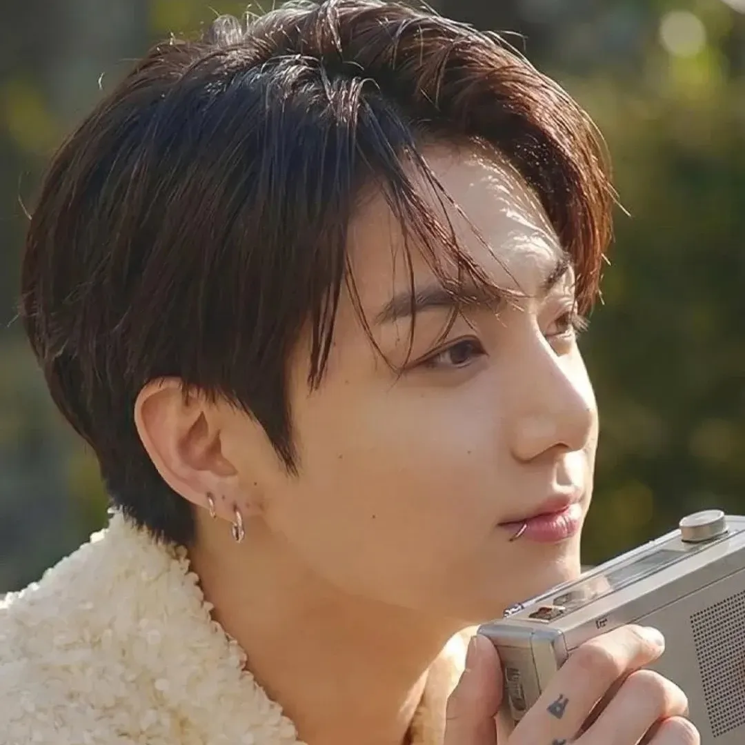 Foto terbaru Jungkook (BTS)