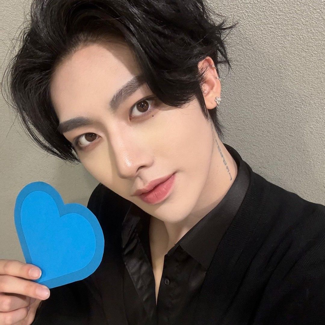 Recent activity shot of Ricky (ZEROBASEONE)