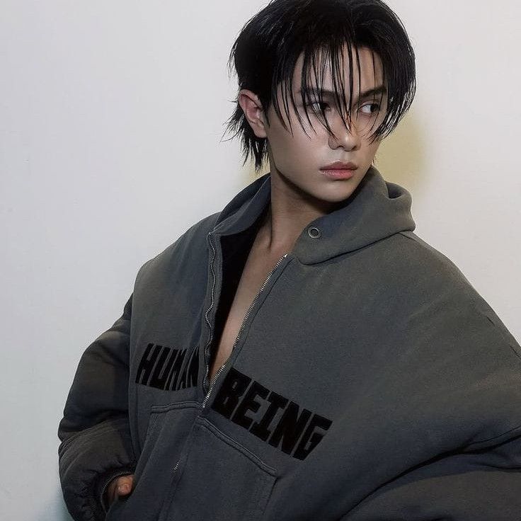 Latest photo of William (LYKN)