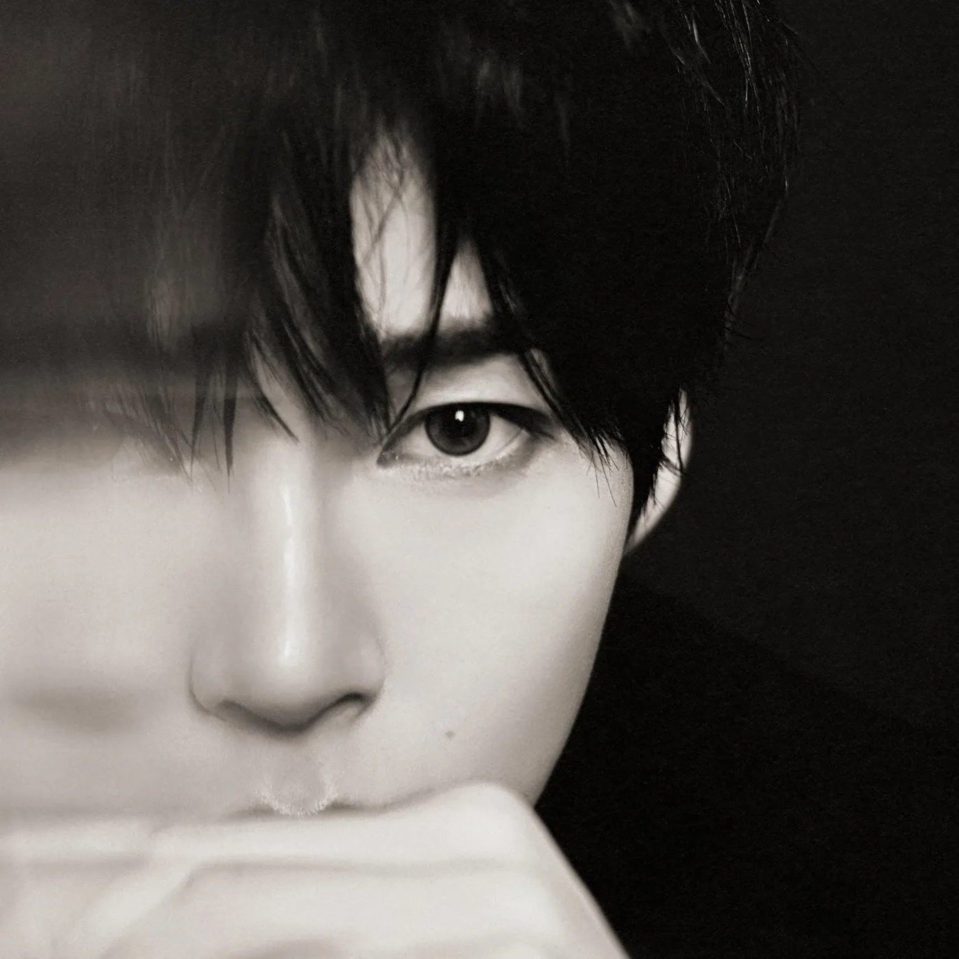 A moment captured by Sung Hanbin (ZEROBASEONE)'s fan