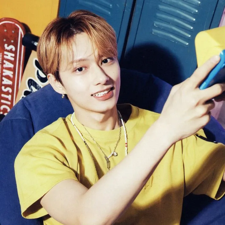 A moment captured by Jun (SEVENTEEN)'s fan