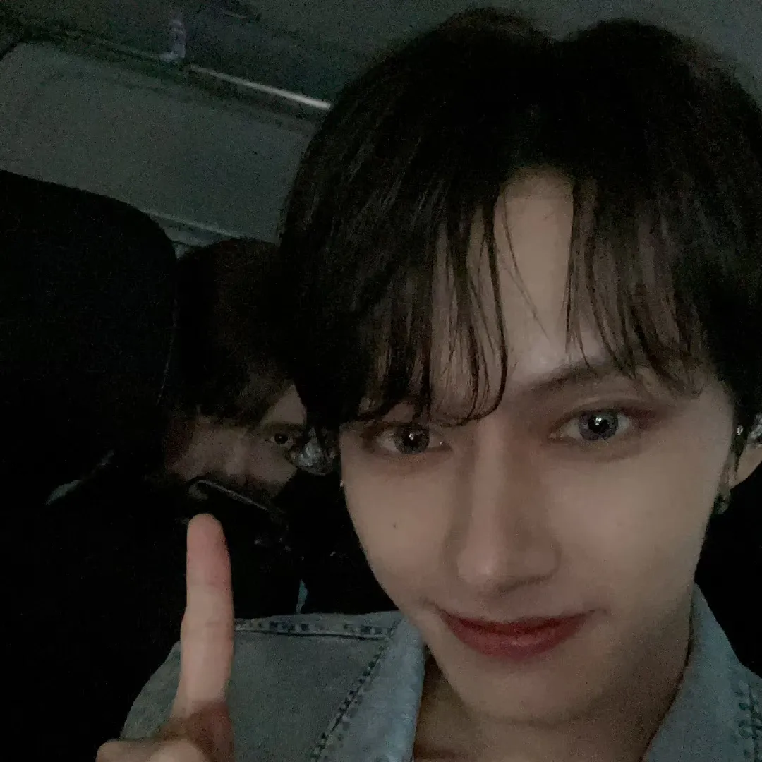 A moment captured by Jun (SEVENTEEN)'s fan