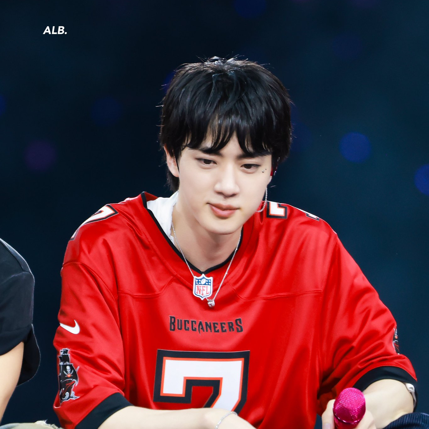 Potret di balik layar Jin (BTS)