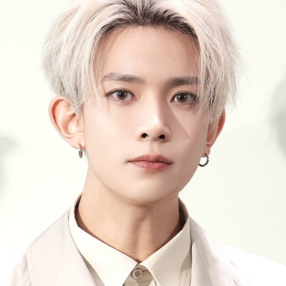 희승 (ENHYPEN)의 비하인드 컷