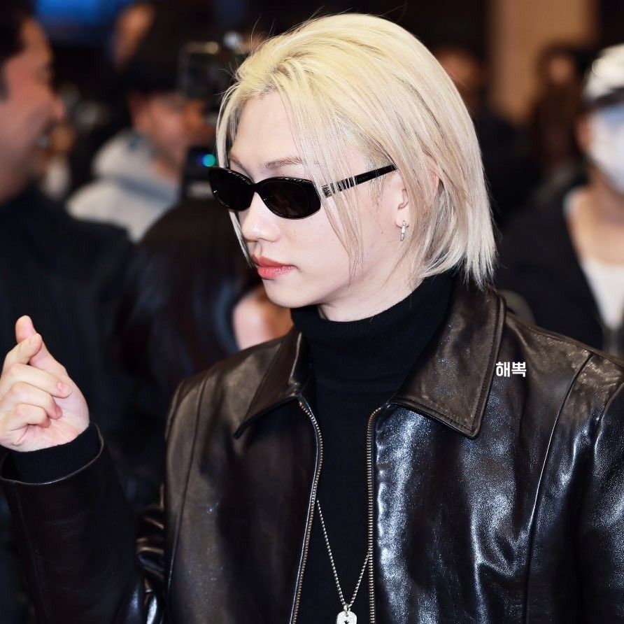 Latest photo of Felix (Stray Kids)