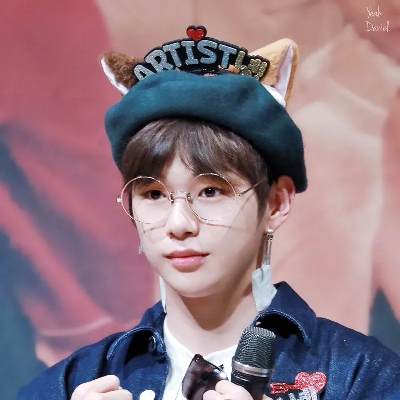 강다니엘의 비하인드 컷