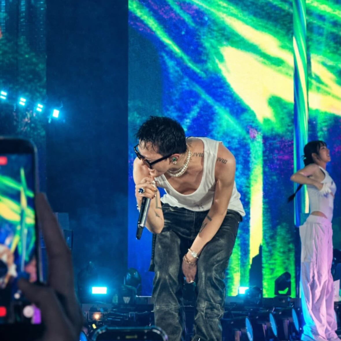 G-DRAGON (빅뱅)의 비하인드 컷