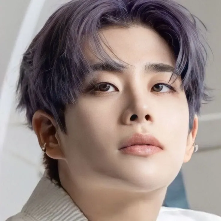 Behind-the-scenes cut of MJ (ASTRO)