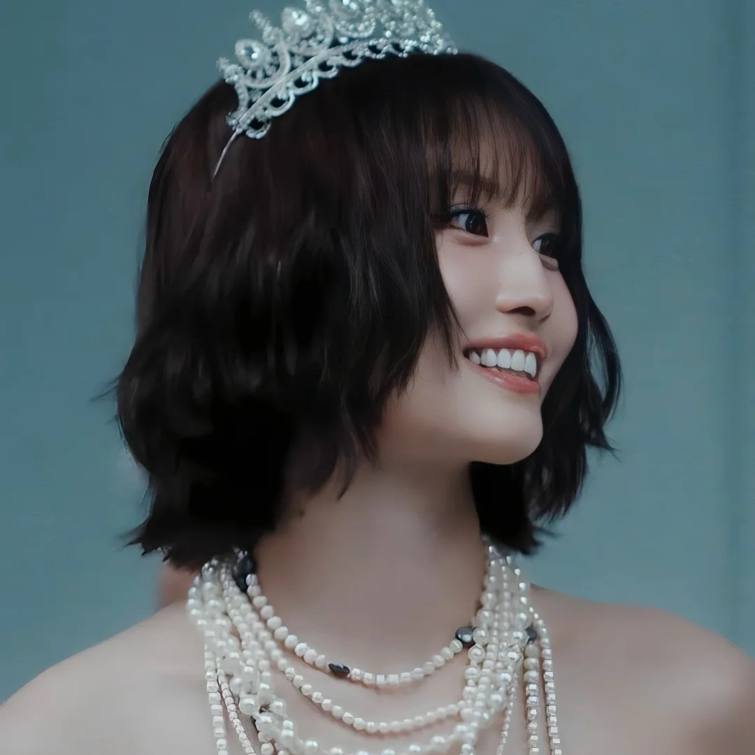 모모 (TWICE)의 비하인드 컷