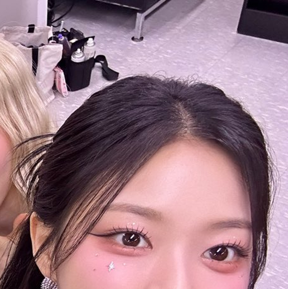 Behind-the-scenes cut of Loossemble