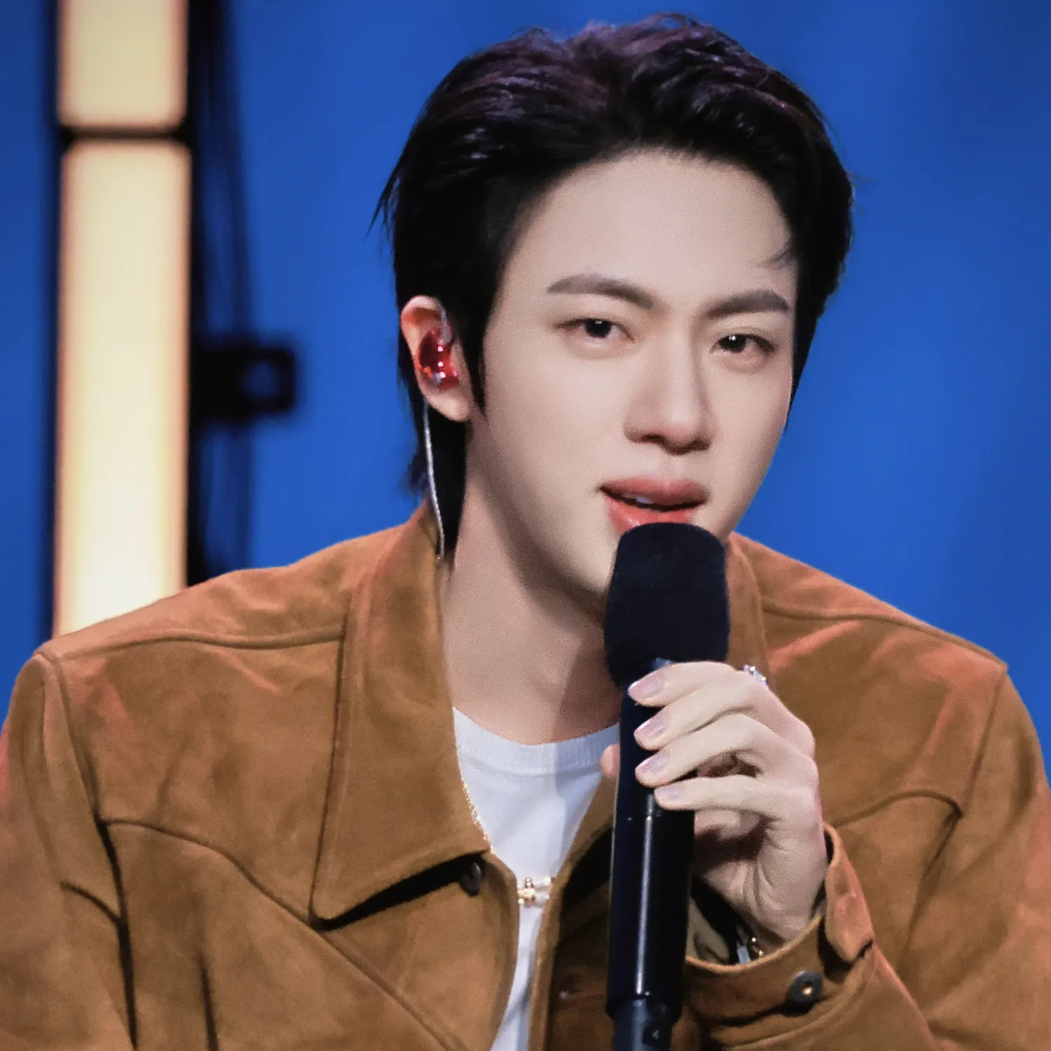 Behind-the-scenes cut of Jin (BTS)