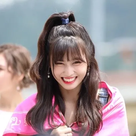 Momo (TWICE)粉丝拍下的瞬间