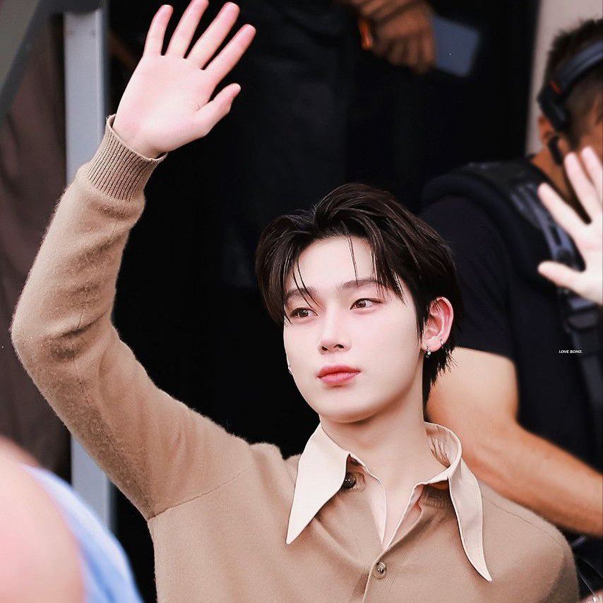 선우 (ENHYPEN)의 비하인드 컷