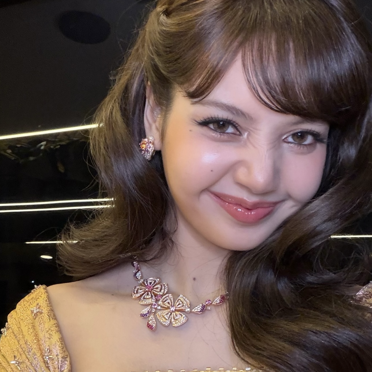 Lisa (BLACKPINK)的最新照片