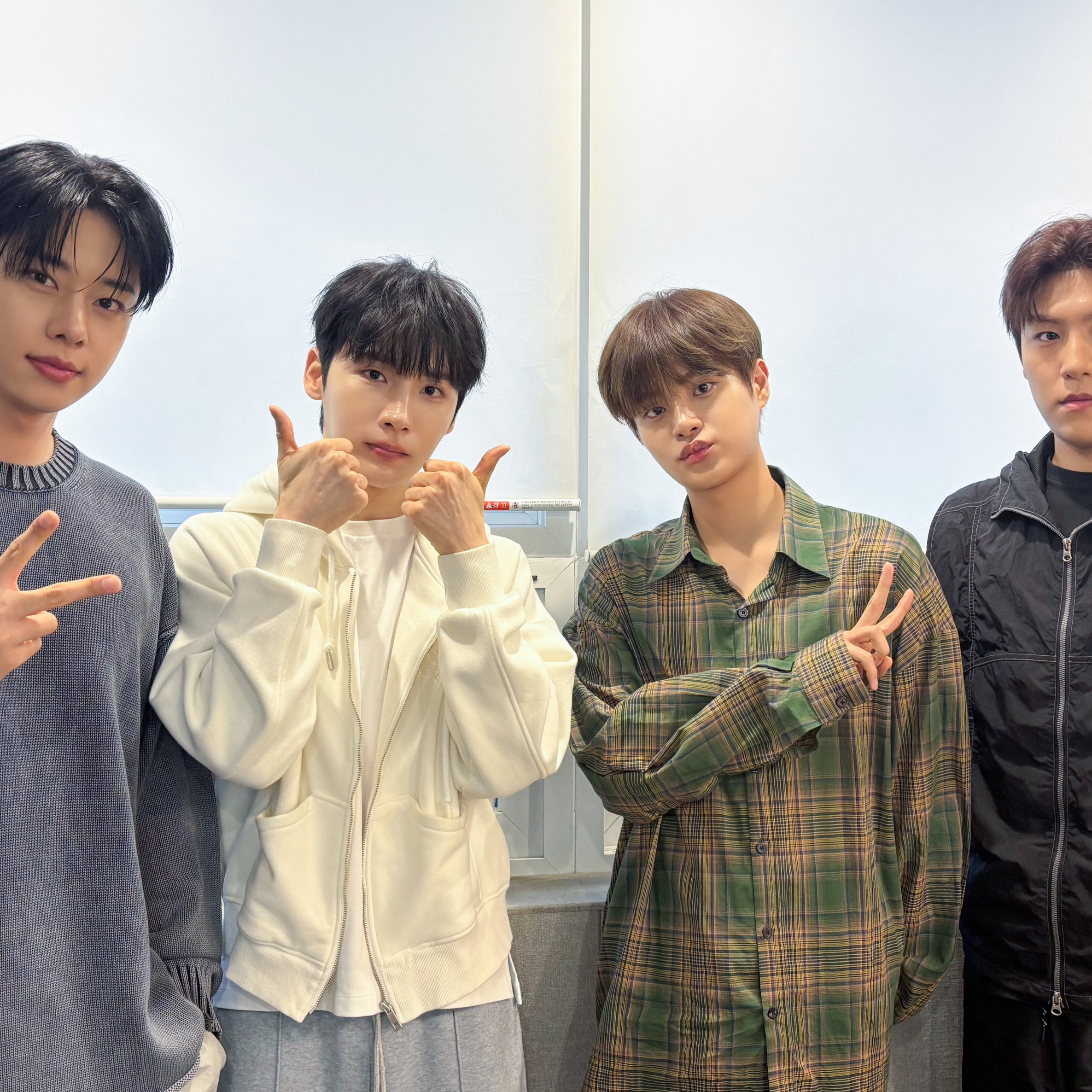 A moment captured by AB6IX's fan