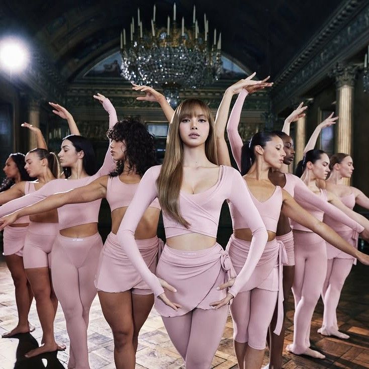 리사 (BLACKPINK) 최근 활동샷