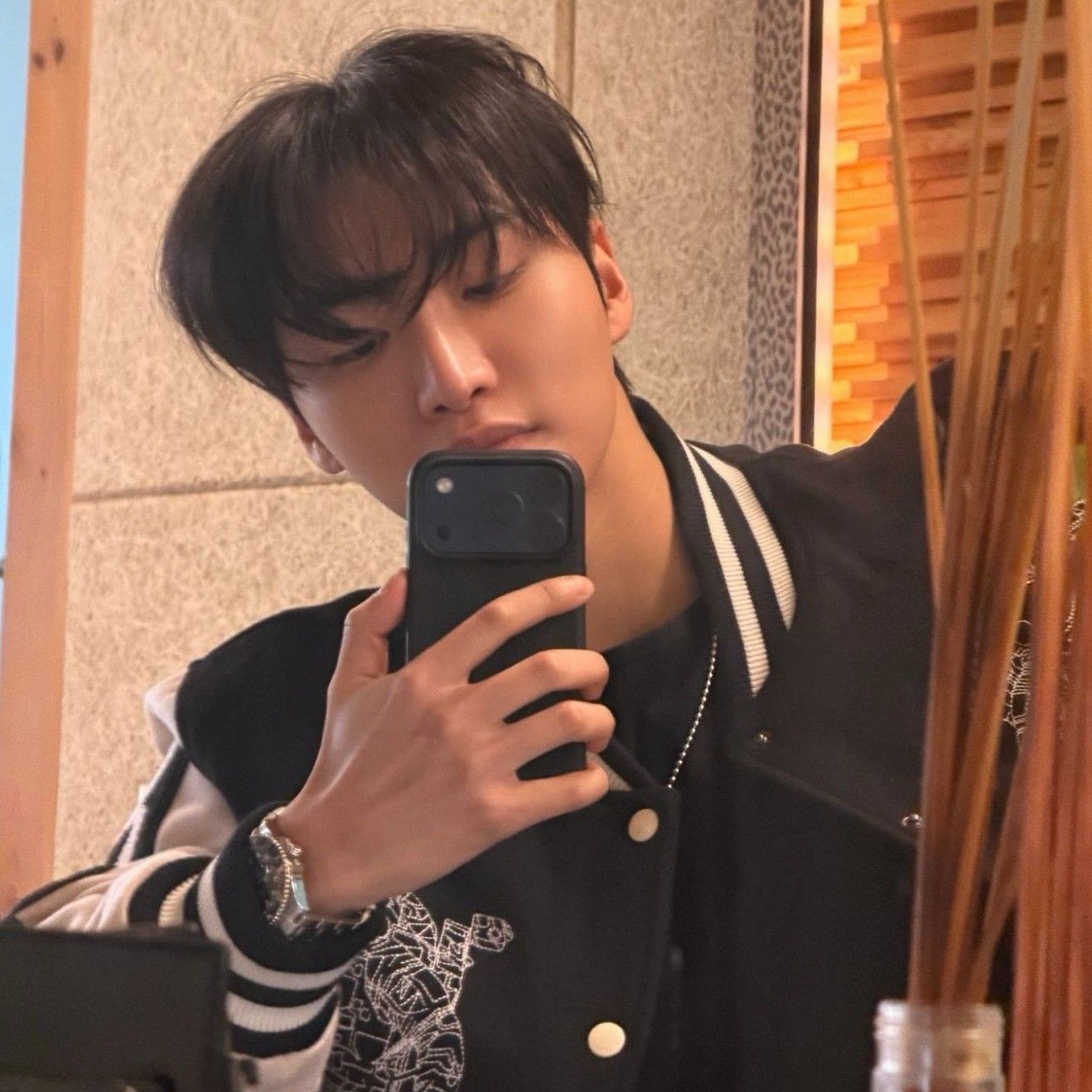 성화 (에이티즈)의 비하인드 컷