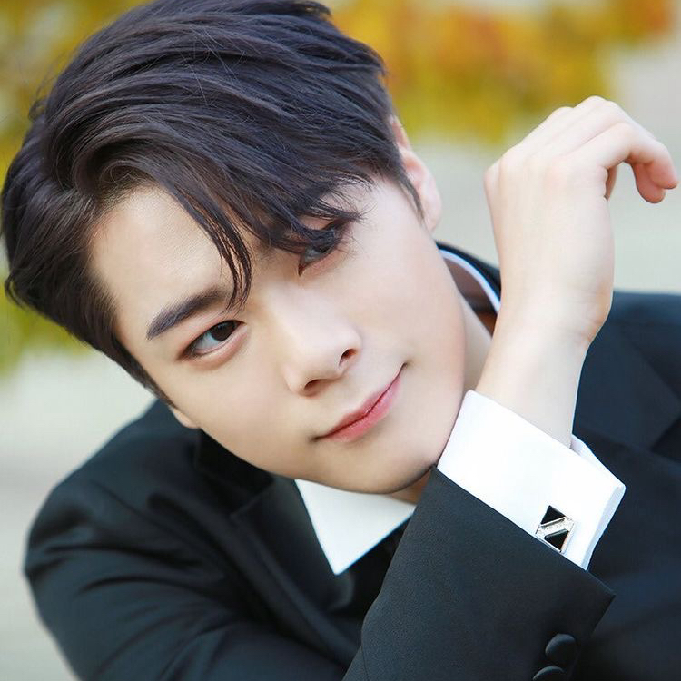 Behind-the-scenes cut of Moonbin (ASTRO)