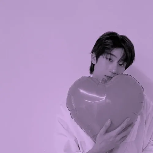 Behind-the-scenes cut of Han Seungwoo