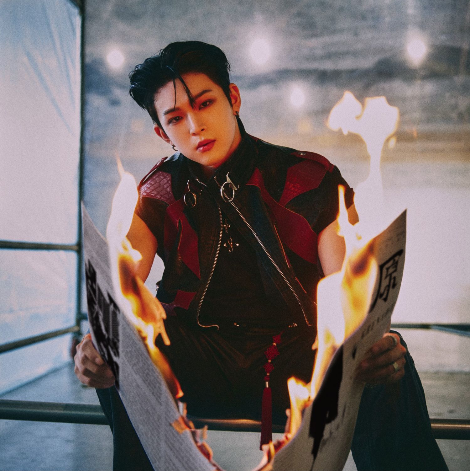 Behind-the-scenes cut of LEE DO (ONEUS)