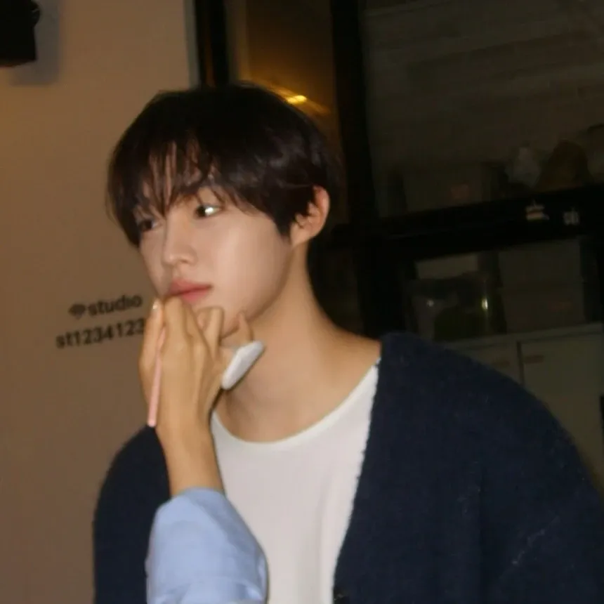 Latest photo of Hyunsuk