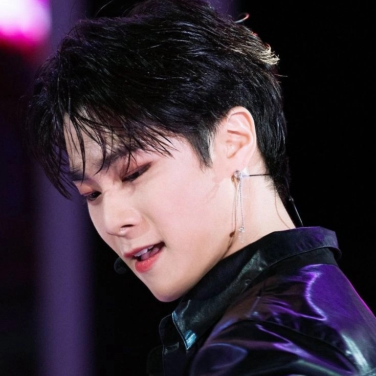 Behind-the-scenes cut of Moonbin (ASTRO)