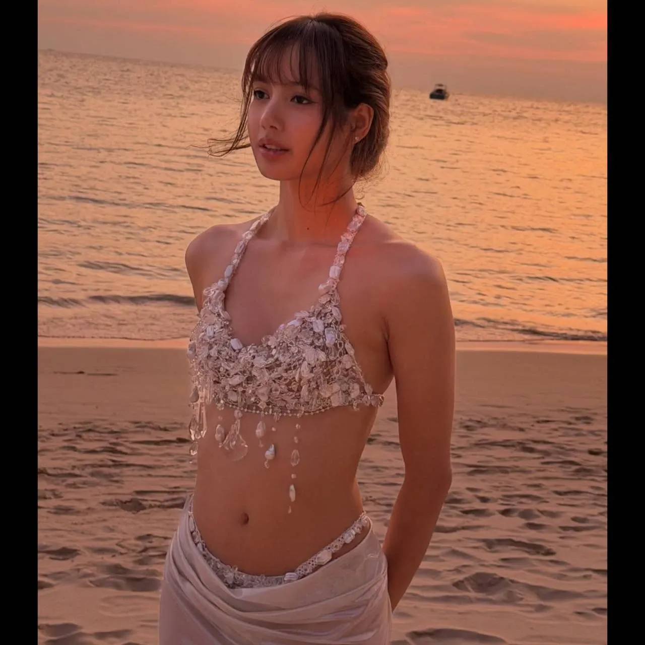 Foto terbaru Lisa (BLACKPINK)