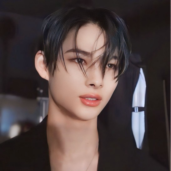 Foto aktivitas terbaru NI-KI (ENHYPEN)