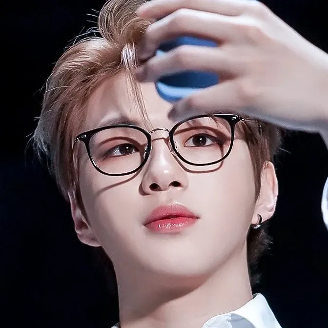 Latest photo of Kang Daniel