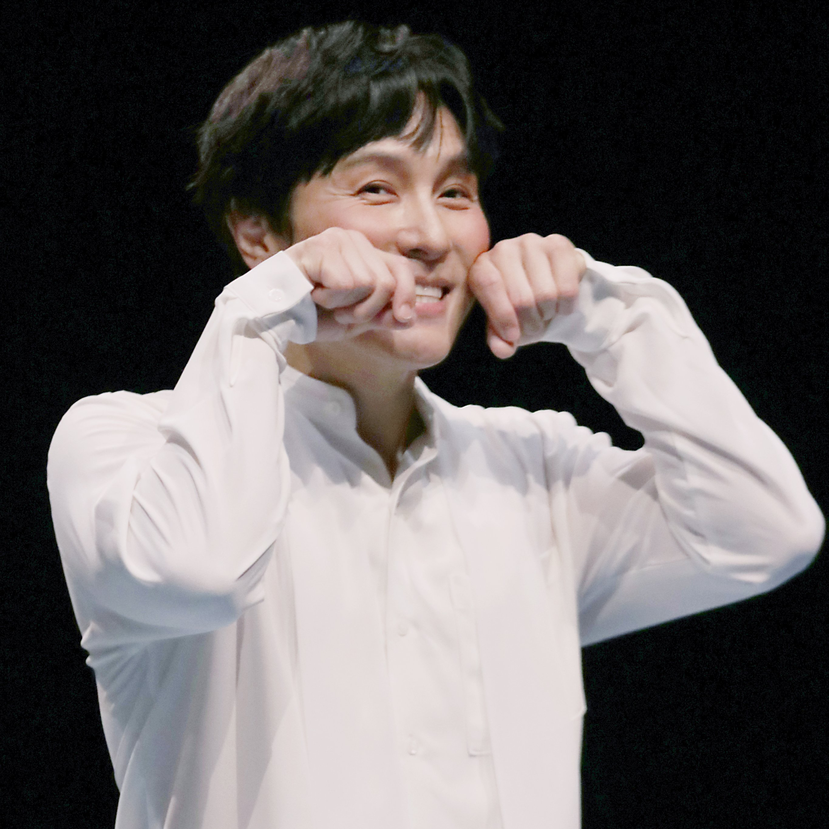 A moment captured by Kim Dongwan (SHINHWA)'s fan