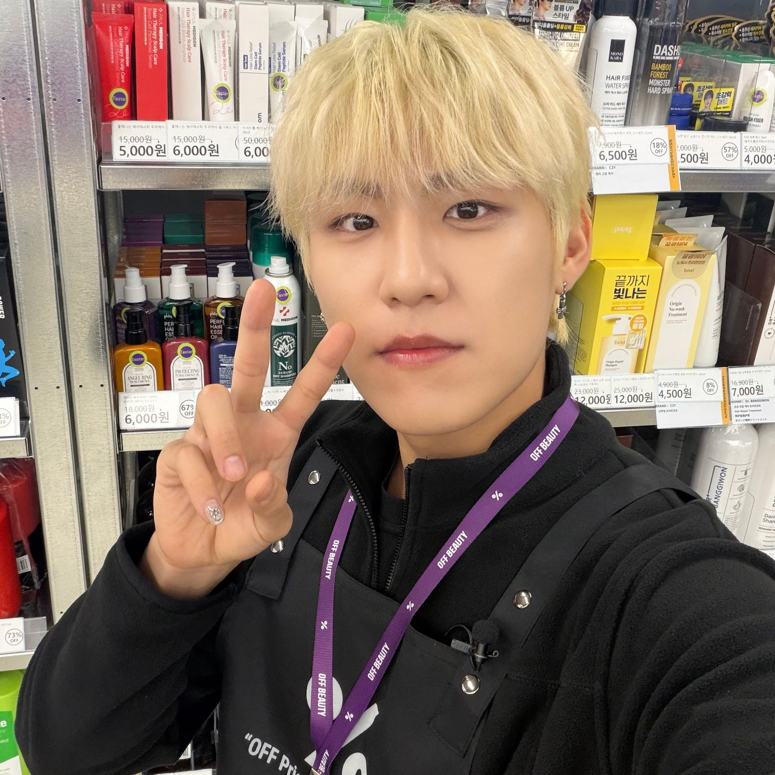 朴佑镇 (AB6IX)粉丝拍下的瞬间