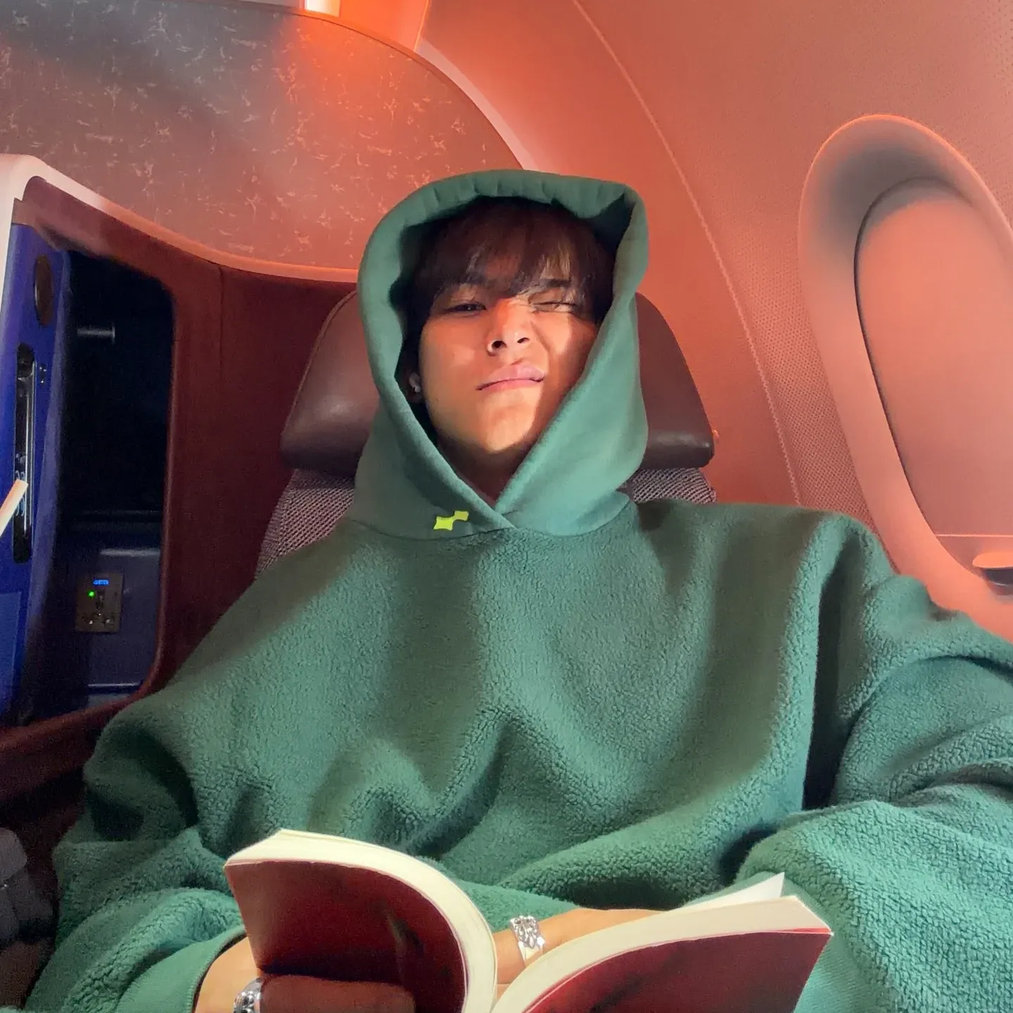 Latest photo of Mingyu (SEVENTEEN)