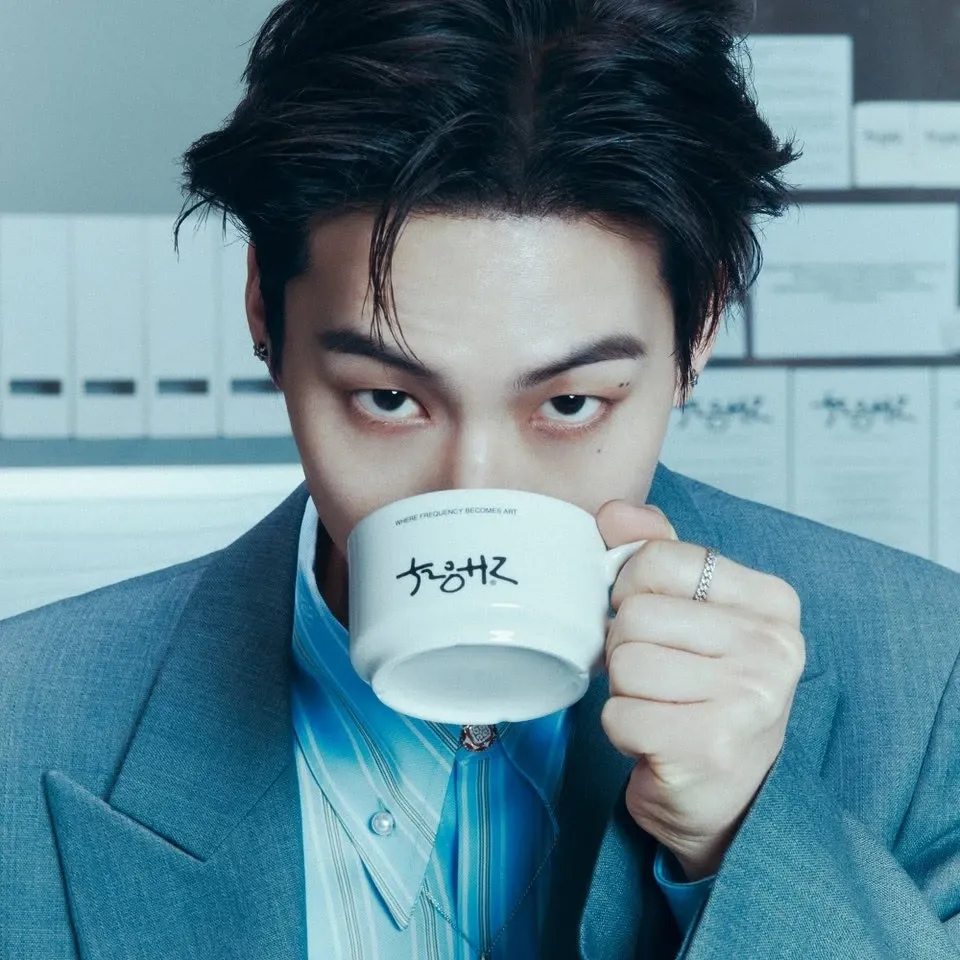 Recent activity shot of JAY B (GOT7)